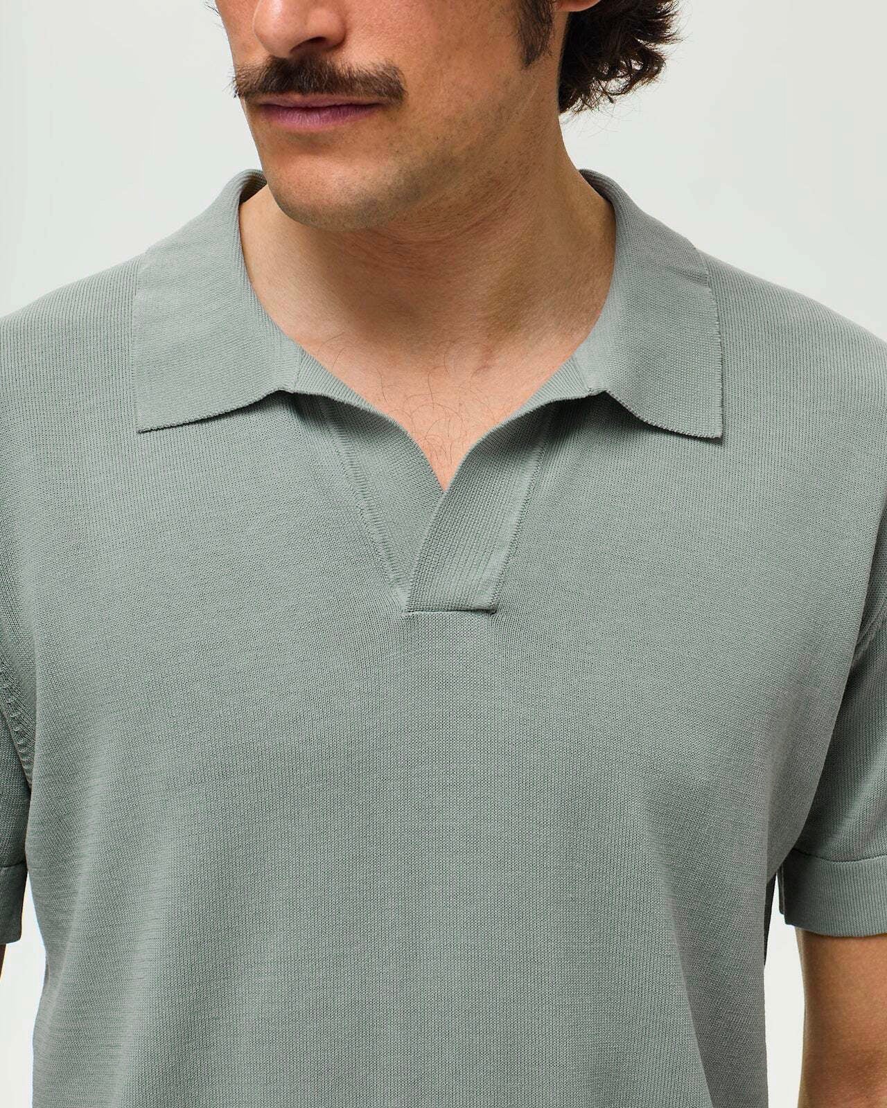 HOLIDAY - Vert Sauge