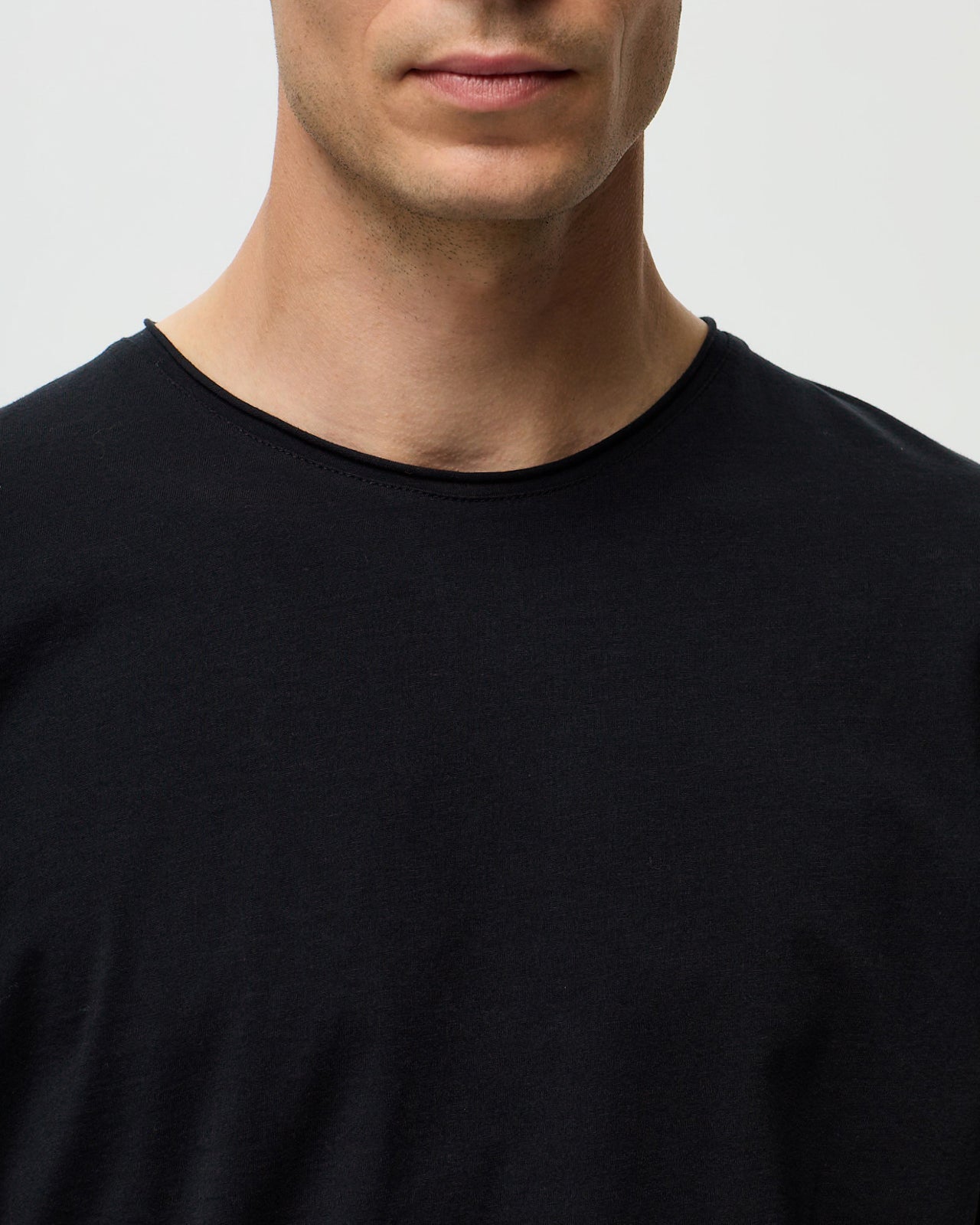 T-shirt BASILE - Noir